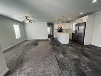 2023 CHAMPION HOME BUILDERS INC SKYLINE Manufactured Home