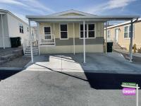 2023 CHAMPION HOME BUILDERS INC SKYLINE Manufactured Home
