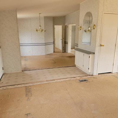 Photo 4 of 17 of home located at 619 South Madison Maud, OK 74854
