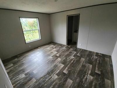 Photo 4 of 10 of home located at 3520 Aetna Furnace Highway Magnolia, KY 42757