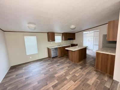 Photo 4 of 12 of home located at 17431 Interstate 45 North Willis, TX 77318