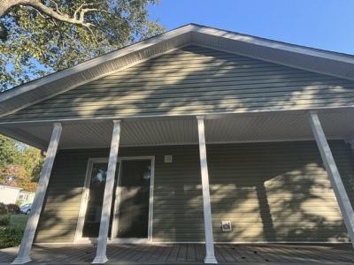 Photo 3 of 5 of home located at 20 Whitewood Road Killingworth, CT 06419