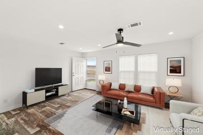 Photo 5 of 20 of home located at 880 Byrnes Lp Lady Lake, FL 32159
