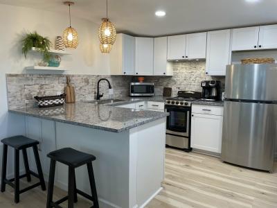 Photo 5 of 15 of home located at 7125 Fruitville Rd 0656 Sarasota, FL 34240