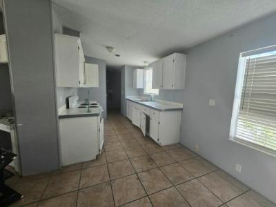 Photo 3 of 4 of home located at 1123 Walt Williams Road #90 Lakeland, FL 33809