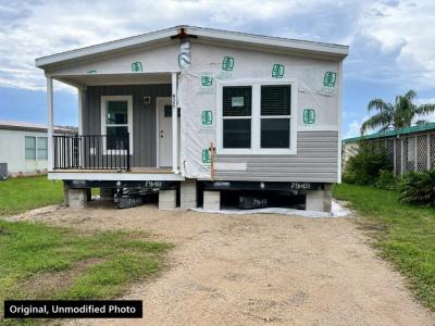 Photo 2 of 7 of home located at 7000 20th Street #825 Vero Beach, FL 32966