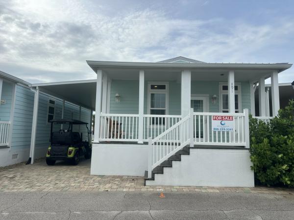 Photo 1 of 2 of home located at 191 NE Buoy Dr Jensen Beach, FL 34957