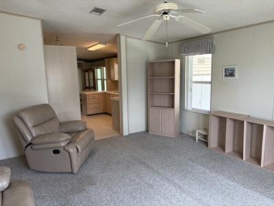 Photo 3 of 17 of home located at 2158 Cypress Cross Dr Lot 460 Lakeland, FL 33810