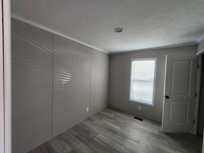 Photo 4 of 8 of home located at 49691 Hathaway Court Shelby Township, MI 48315