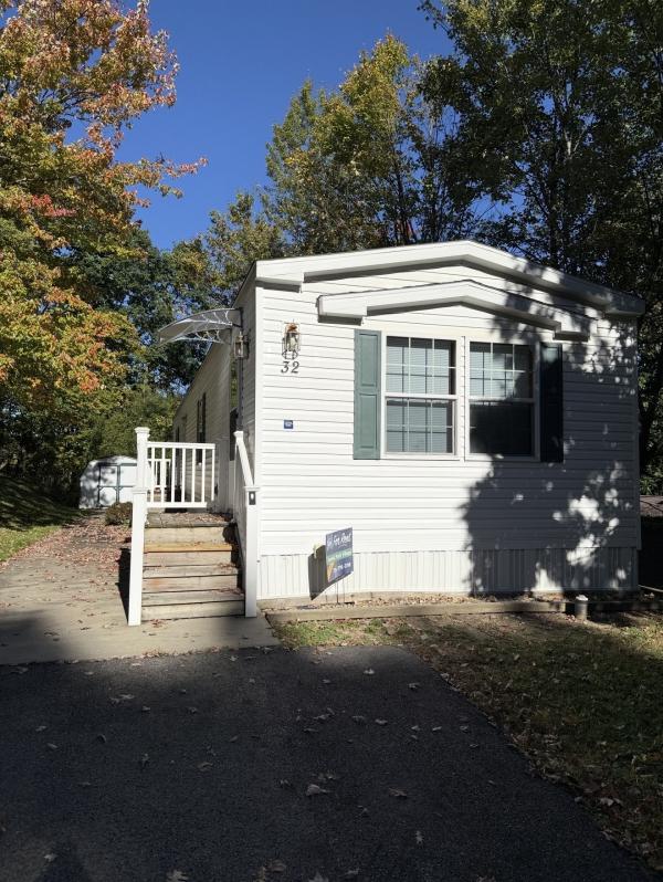 Photo 1 of 2 of home located at 32 Yew Court, Lot # 97 Cranberry Twp, PA 16066