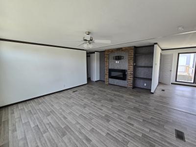 Photo 3 of 11 of home located at 257 Pineland Avenue Kyle, TX 78640