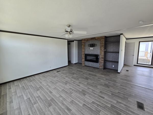 2022 Champion 24CSD2856L Mobile Home