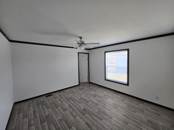 2022 Champion 24CSD2856L Mobile Home