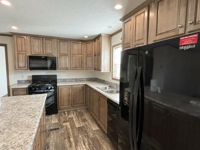 Photo 3 of 10 of home located at 9709 Home Ct Fenton, MI 48430