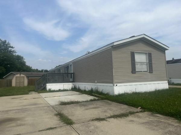 Photo 1 of 2 of home located at 4327 Ten Oak Drive Lot 395 Indianapolis, IN 46241