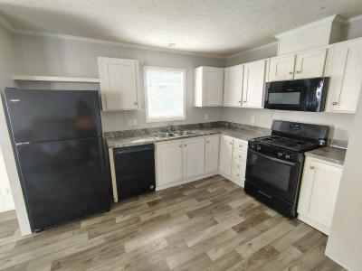 Mobile Home at 5149 Tokay, #069 Flint Twp, MI 48507