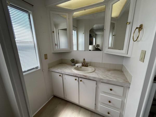 1985 SCHU  Home