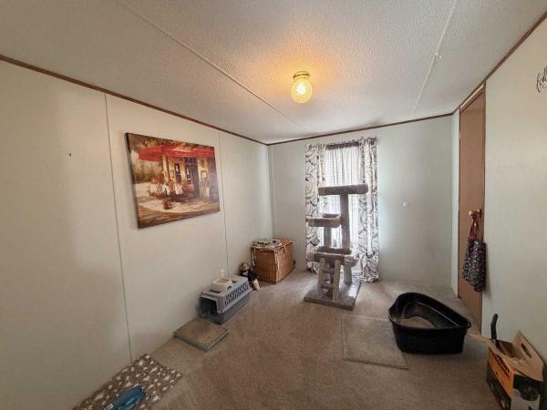 2001 Fleetwood Manufactured Home