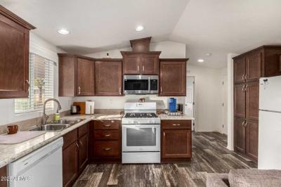 Photo 3 of 20 of home located at 16225 N Cave Creek Rd 85 Phoenix, AZ 85032