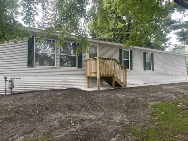 1999 Four Seasons Mobile Home