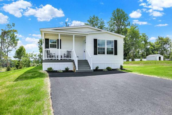Photo 1 of 2 of home located at 526 Barrington Road Macungie, PA 18062
