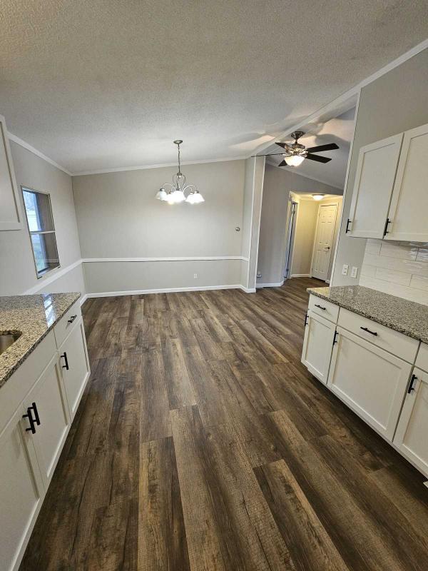 1990 Medallion Manufactured Home