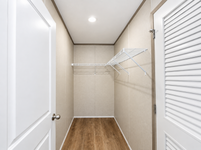 Photo 5 of 6 of home located at 123 Shady Brook Heights Greenwood, IN 46142