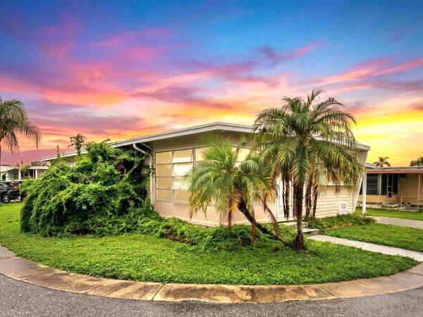 AGE 40+ PARK Mobile Home For Sale