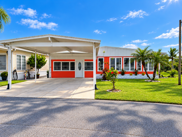Photo 1 of 2 of home located at 3716 Hula Circle Ruskin, FL 33570