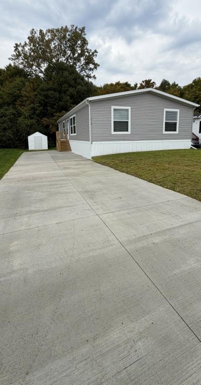 Mobile Home at 1716 Knollwood Bend Ypsilanti, MI 48198