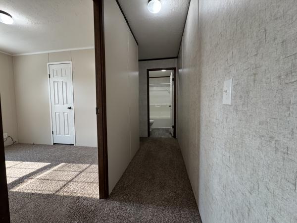2016 Redman 1670202RA Mobile Home