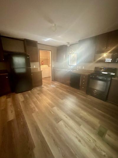 Mobile Home at 13318 S. Dixie Hwy. # 115 Holly, MI 48442