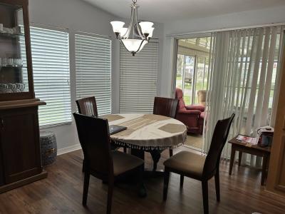 Photo 4 of 15 of home located at 2807 Ontario Place Grand Island, FL 32735