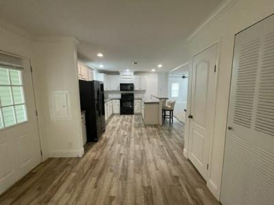 Photo 2 of 16 of home located at 125 Forest Drive Leesburg, FL 34788