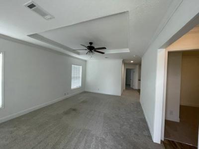 Photo 4 of 16 of home located at 125 Forest Drive Leesburg, FL 34788