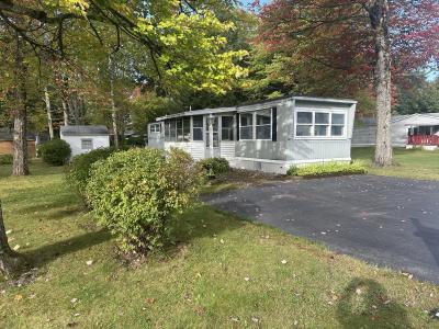Photo 2 of 14 of home located at 35 Highridge Trail Concord, NH 03301