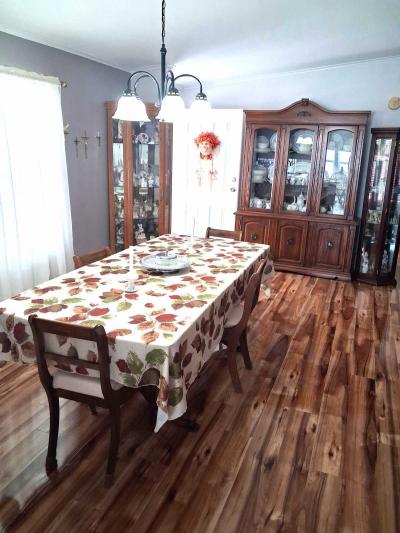 Photo 4 of 13 of home located at 9910 Suncrest Dr Parrish, FL 34219
