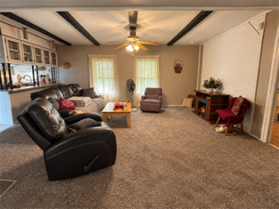 Photo 5 of 13 of home located at 220 Pipers Lane Mount Morris, MI 48458