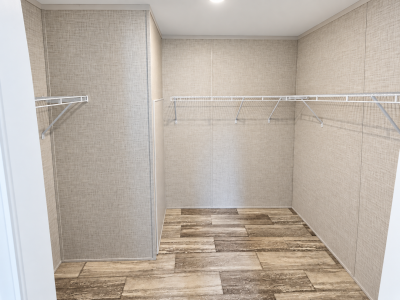 Photo 5 of 6 of home located at 6111 Sun Valley Dr El Paso, TX 79924