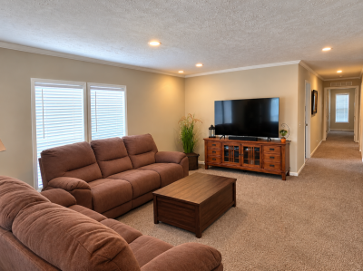 Photo 5 of 16 of home located at 49980 Amherst Ct. Shelby Township, MI 48315