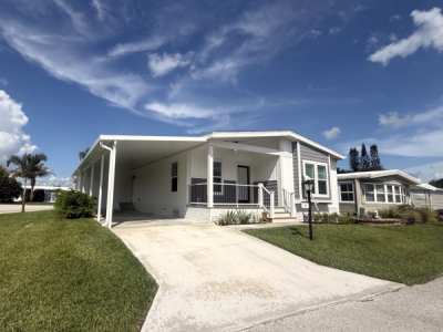 Photo 2 of 13 of home located at 48 NE Village Lane Jensen Beach, FL 34957