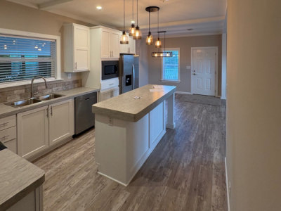 Photo 4 of 16 of home located at 96 North Warner Drive Jensen Beach, FL 34957