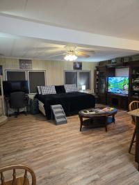 AGE 40+ PARK Mobile Home