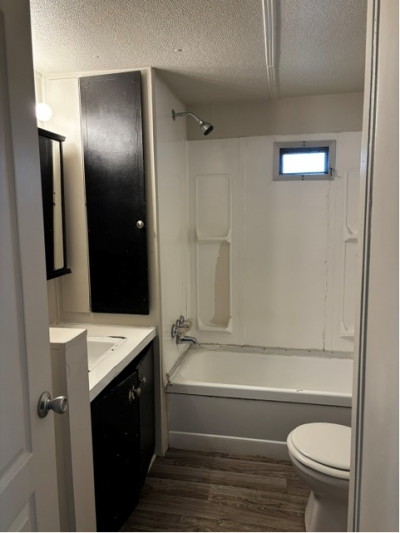 Photo 4 of 6 of home located at 43347 Frontenac Ave, #314 Sterling Heights, MI 48314