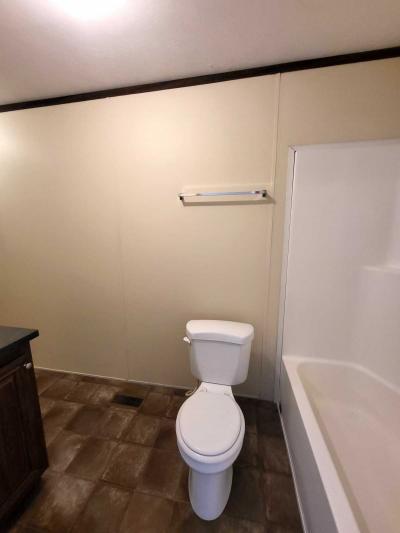 Photo 4 of 9 of home located at 1820 Collins Ct. #4 Milford, MI 48381