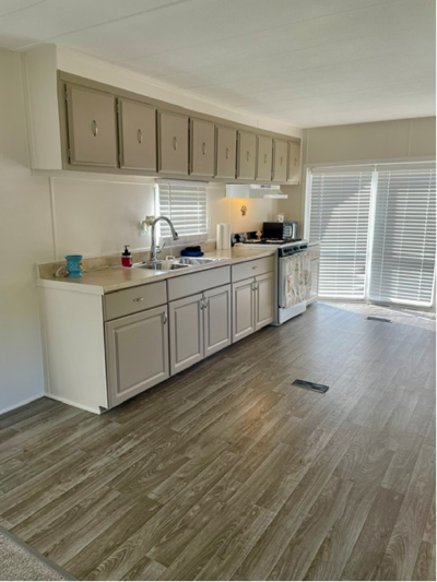 Photo 4 of 10 of home located at 27521 Moulon Rouge Dr, #609 Romulus, MI 48174