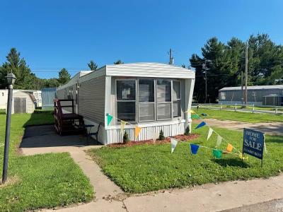 Mobile Home at 661 N 19th St., Lot 20, Hamilton, IL 62341