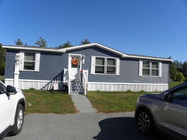 2021 Commodore Mobile Home For Sale