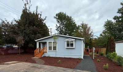 Mobile Home at 5041 Cumberland Ct SE Sp. #16 Salem, OR 97306