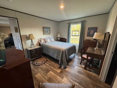 Photo 4 of 8 of home located at 16 Papadidit Lane Candler, NC 28715